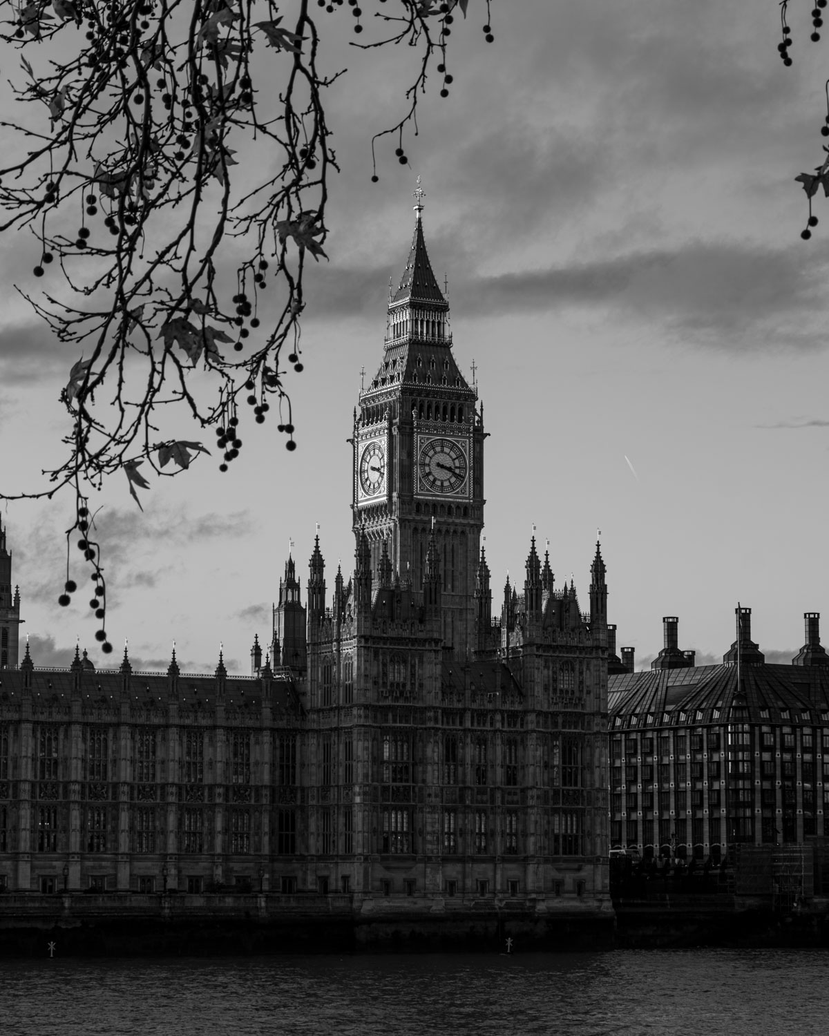 London UK modern minimal street skyline blackandwhite
